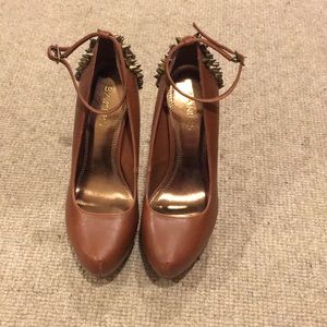 Bakers Tan Studded Heels